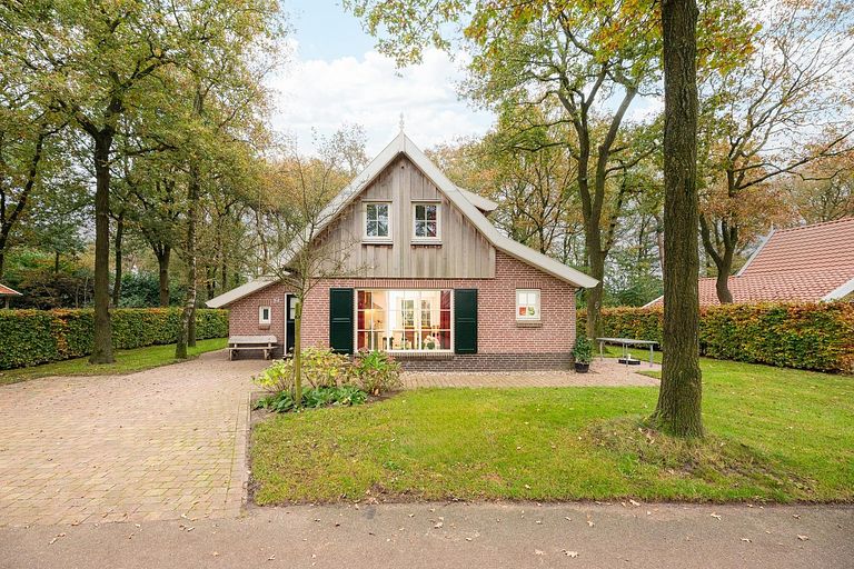 6-persoons vakantiehuis met grote tuin - 1