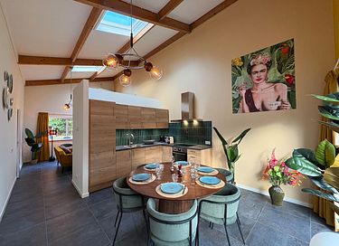 Villa en pleine forêt avec sauna et aire de jeux extérieure - 4