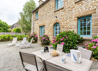 Authentic French holiday home near the sea