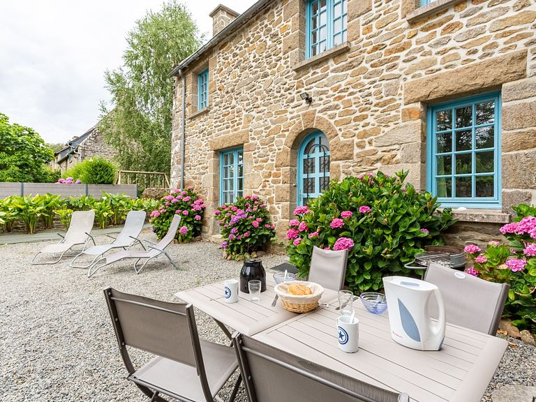 Authentic French holiday home near the sea - 1
