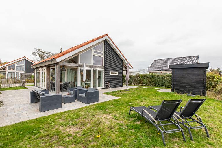 Comfortable family home on the coast - 1