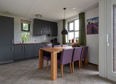 Animal friendly bungalow in Drenthe - 7