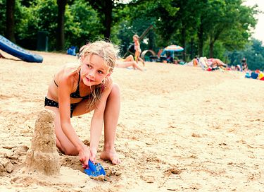 Luxuriöse Glampinghütte für 8 Personen in Limburg - 11