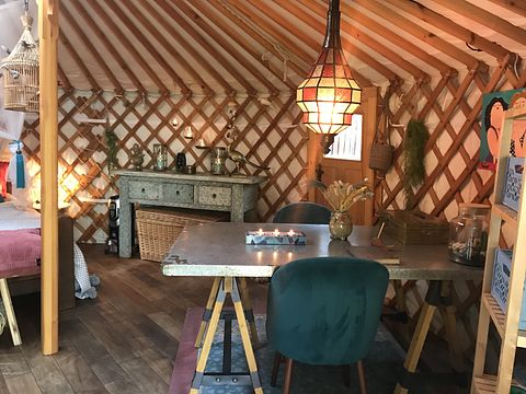 Romantische Yurt met hottub - 3