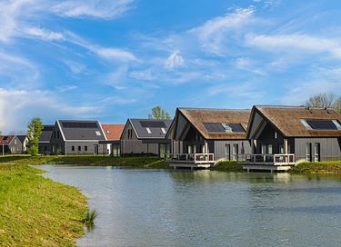 Huis aan het water (6p) met privé sauna - 29