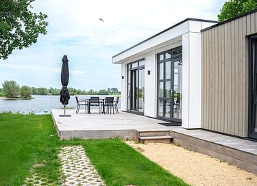 Logement de vacances romantique au bord de l'eau