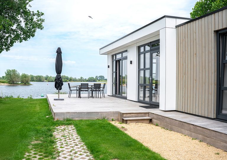 Logement de vacances romantique au bord de l'eau - 1
