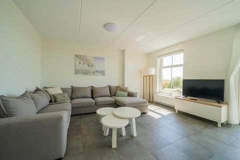 Group accommodation by the water in North Holland - 4