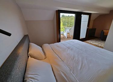 Knusse studio met uitzicht op een meer - 10