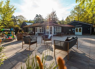 Chalet confortable avec véranda et jacuzzi dans la province de Drenthe - 15