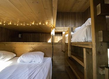 Maison unique dans la forêt avec bain à remous - 14