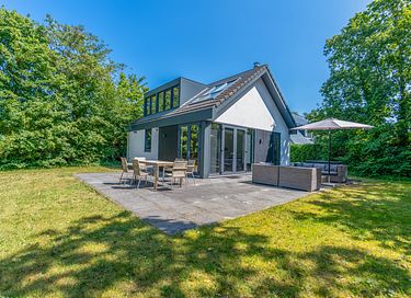 Luxury 6-person holiday home on Texel