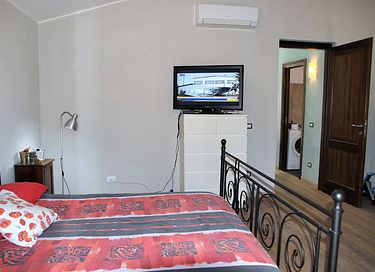 Leuke villa met zwembad en terras - 7