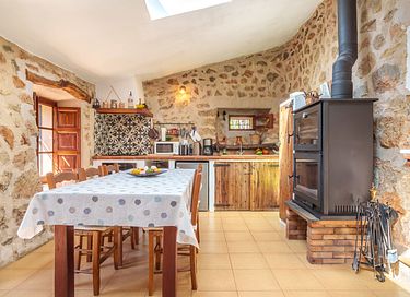Huis in de bergen en natuur met uitzicht - 17