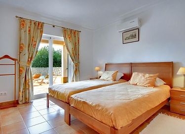 Luxe groepsaccommodatie met zwembad - 16
