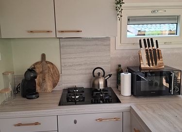 Une tiny house attrayante dans la campagne de Drenthe - 12