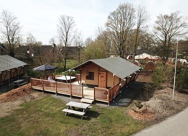 Safarizelt mit Jacuzzi in schönem Ferienpark - 2