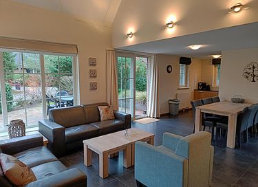 Logement de vacances avec grand jardin arboré - 6
