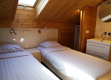Houten blokhut (10p) op leuk vakantiepark - 6