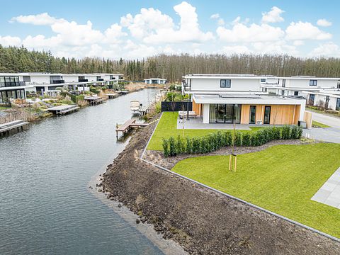 Ruime villa (4p) met uitzicht over het water - 4