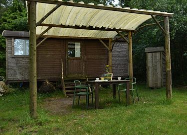 Shepherds hut in Drenthe with an unobstructed view - 6