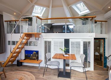 Luxury garden suite in island boutique hotel - 5