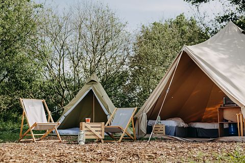 Klassieke safaritent op Nederlandse camping - 2