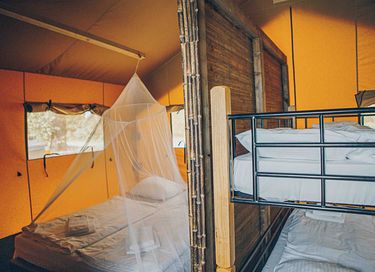 Tente safari de luxe en camping polyvalent - 29