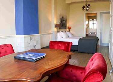 Nuitée dans une maison de maître sur le port - 16