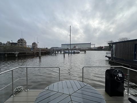 Slapen op een houseboat in Friesland - 3
