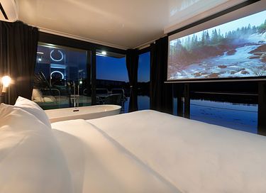 Luxe watersuite met bubbelbad  - 13