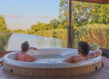 Woonboot met hottub in de Champagne streek - 5