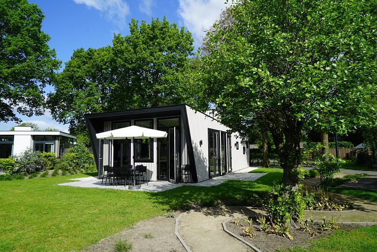 Ferienwohnung (6p) in einem bewaldeten Park - 1