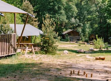 Tenda glamping di lusso nel bosco con vasca esterna - 34