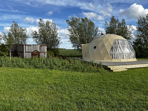 Glamping Dome mit privatem Whirlpool und Aussicht - 2