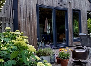 Peace & nature in sleek design vacation home - 14