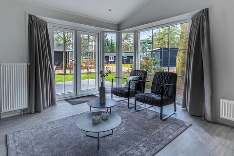 6-person chalet on park in North Holland - 3