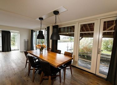 Vakantiehuis met wellness aan het water - 6