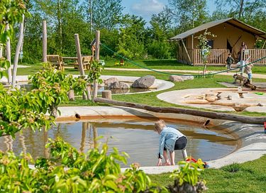 Familiewoning met uitzicht op natuurplas - 42
