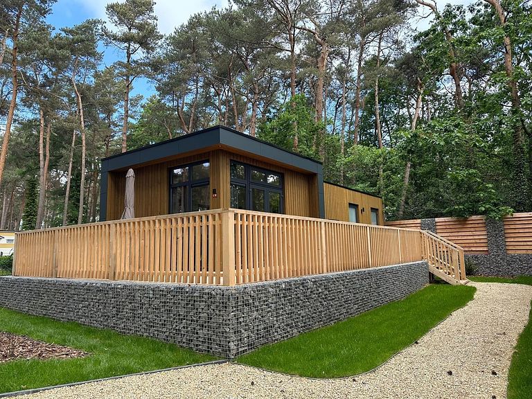 Modern chalet (4p) on park in Belgium - 1