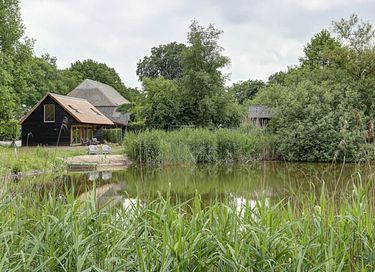 Moderne en prachtig gelegen B&B in Drenthe - 1