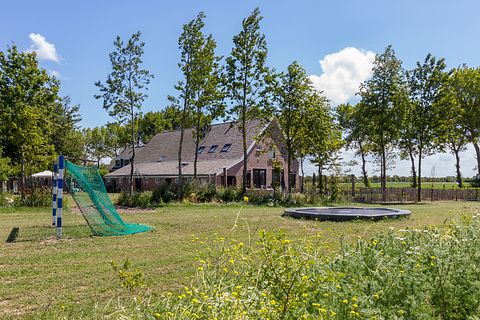 Groot en luxe vakantiehuis in Zeeland - 2