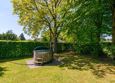 Holiday home with wellness for 8 people - 2
