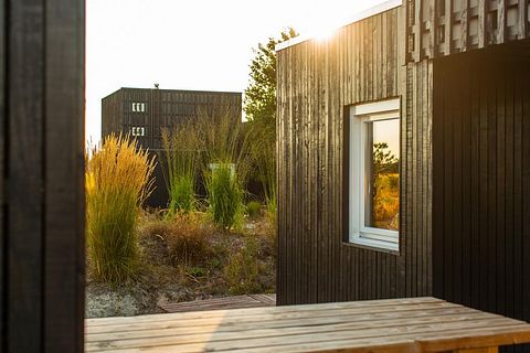 Cottage with hot tub in the midst of nature - 3