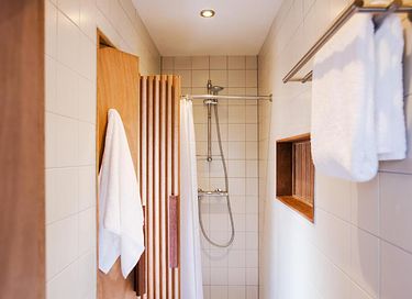 Haus des Brückenwärters mit japanischem Interieur - 11