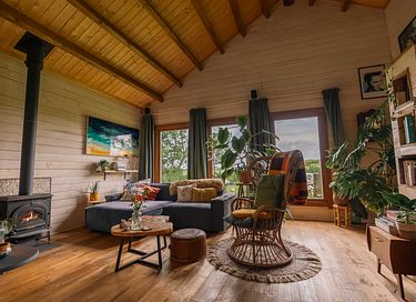 Attractive log cabin close to beach and sea - 3