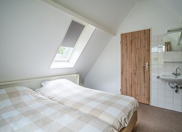 Detached bungalow near a nature reserve - 12