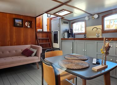 Charmante kapiteinshut op historisch schip - 5