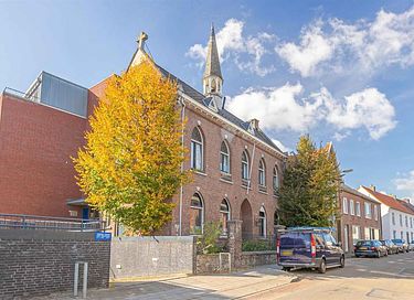 Appartements dans une église près de Maastricht
