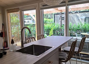 Une tiny house attrayante dans la campagne de Drenthe - 10